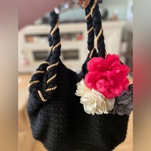 The Sak Purse w/ Flowers